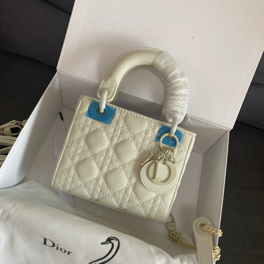 2025 Bag Classic Top-handle Bag W19