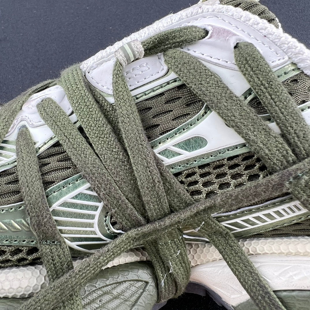 2025 0717 New green shoes