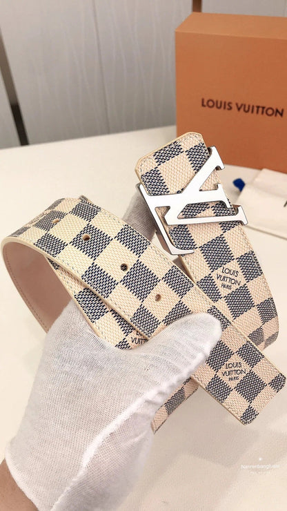 2025  Classic Silver Buckle White Plaid Men's Belt