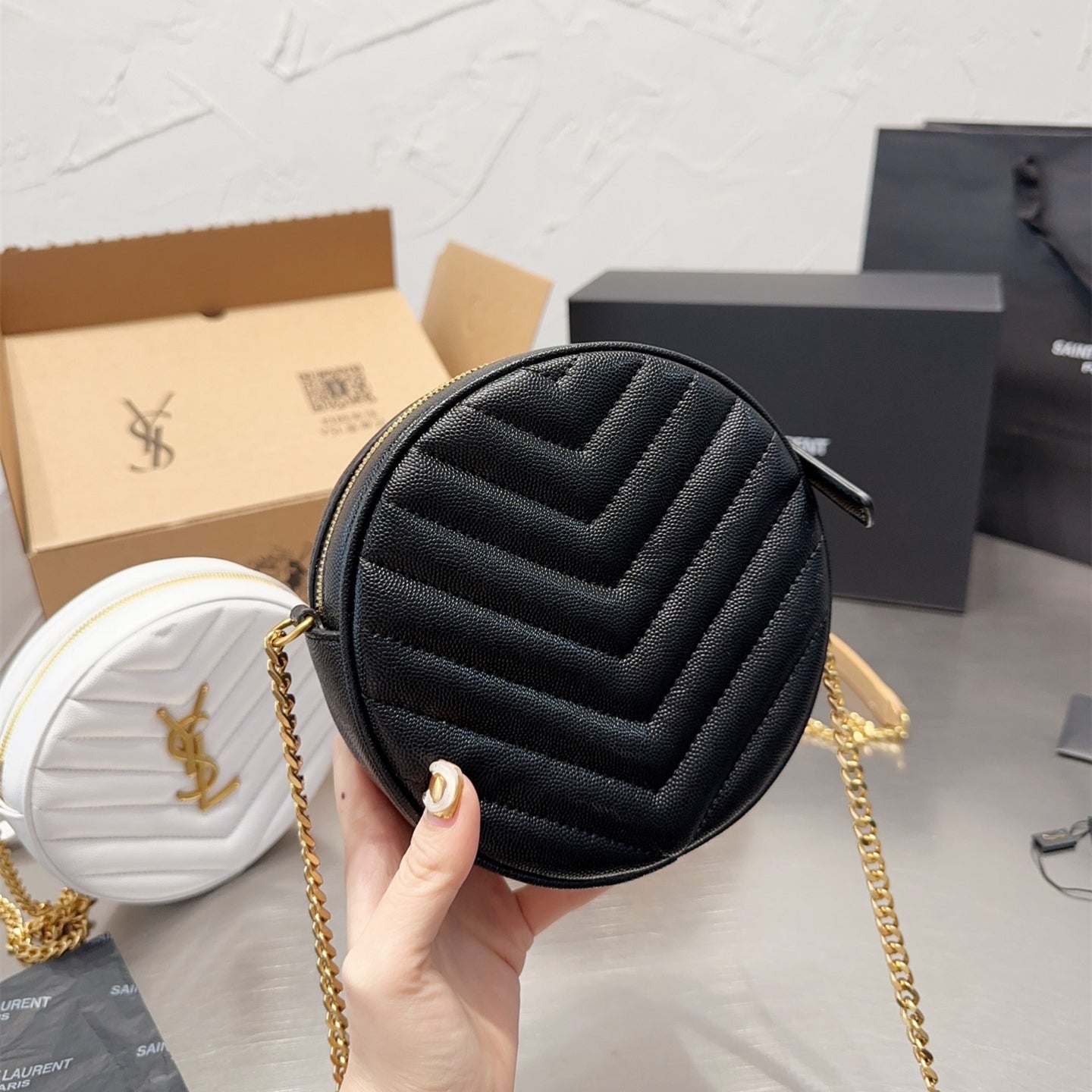 2025 Bag Fashion Ringer round cake leather bag