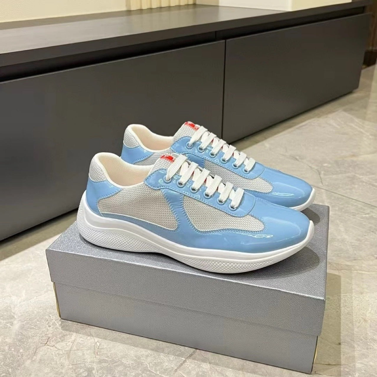 2025 leather sports shoes