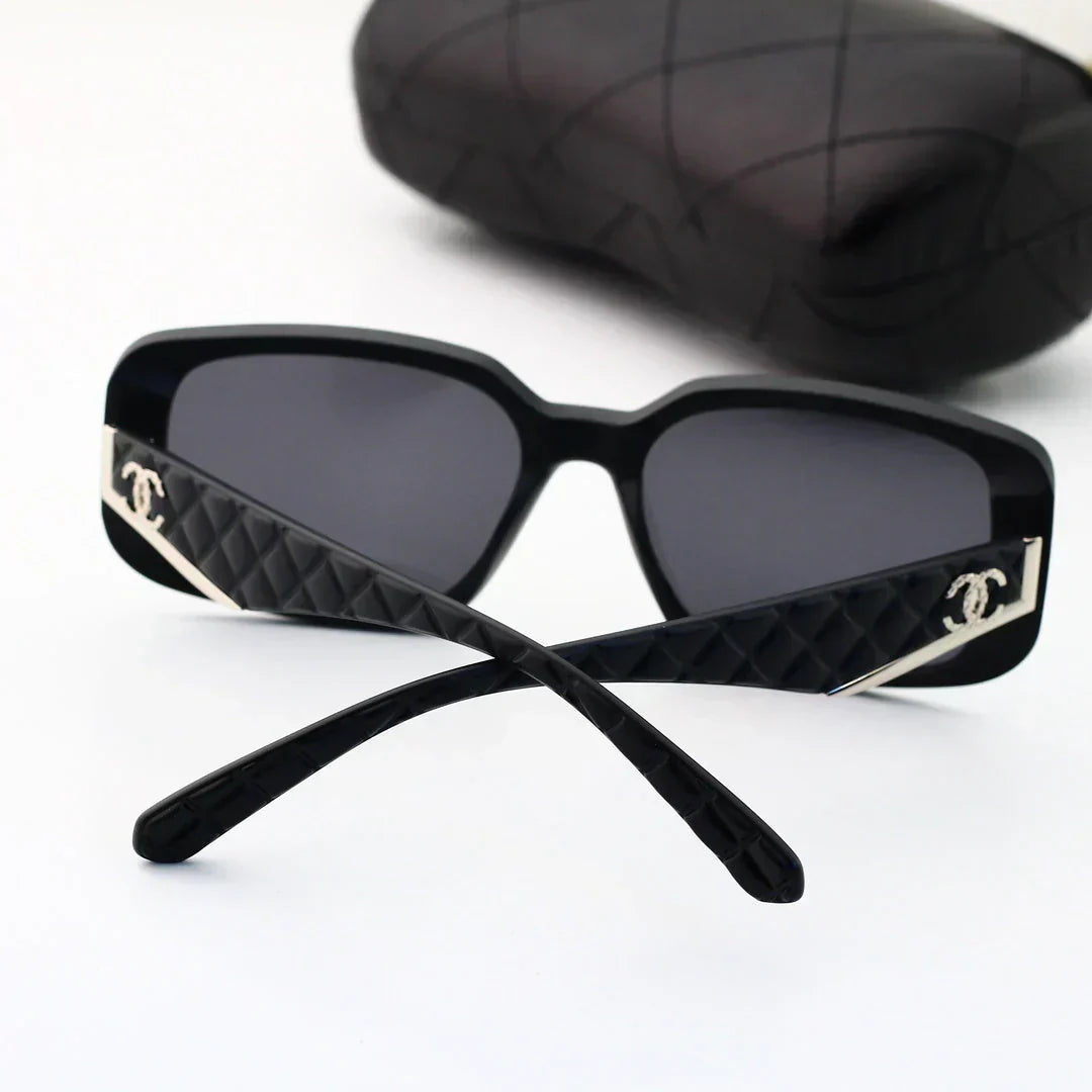 2025 Sunglasses  Square frame classic travel sunglasses