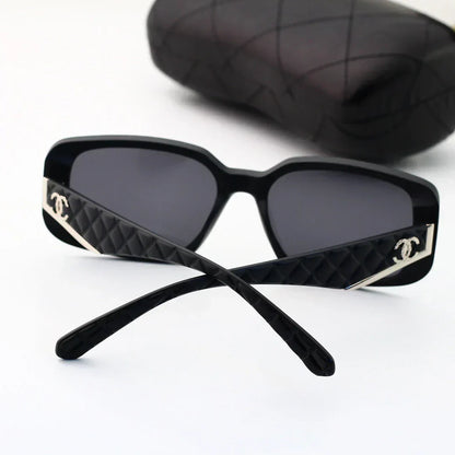 2025 Sunglasses  Square frame classic travel sunglasses