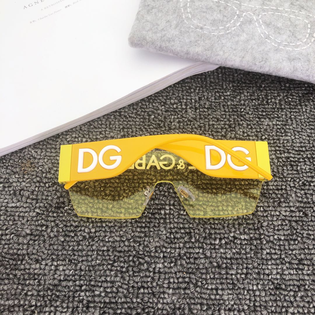 2025  Hot Fashion Square Sunglasses