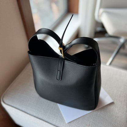 2025 Bag LE 5 À 7  Hobo Bag Y3