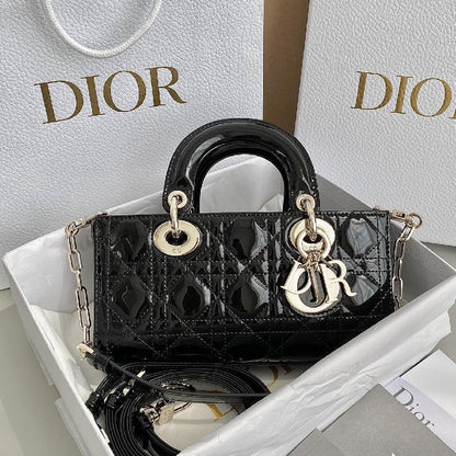 2025 Bag Classic Top-handle Bag W90