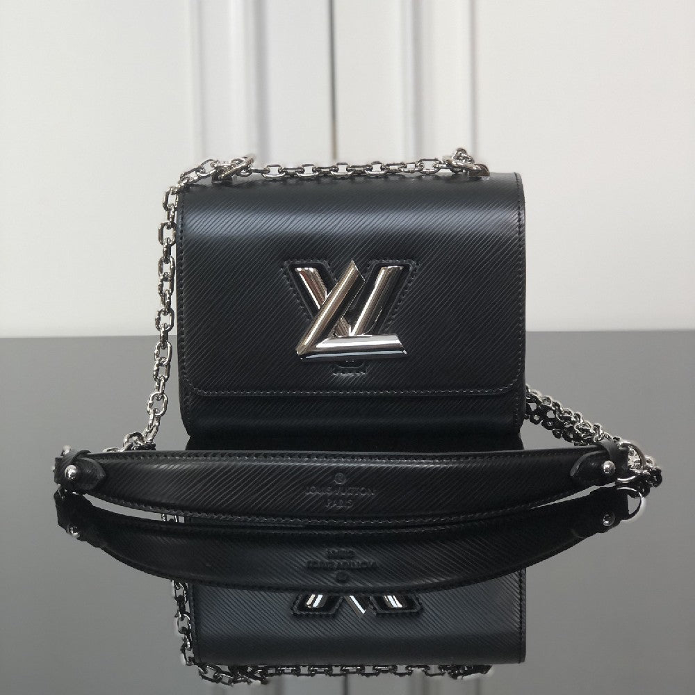 2025 Bag Stylish Shoulder Bag W31026