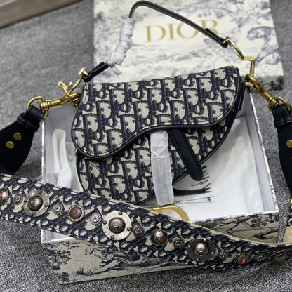 2025 Bag Saddle Bag With Strap D3