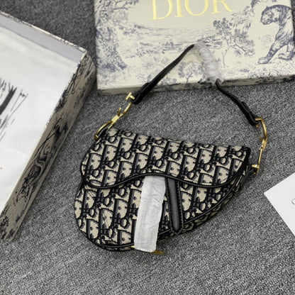 2025 Bag Saddle Bag With Strap D3