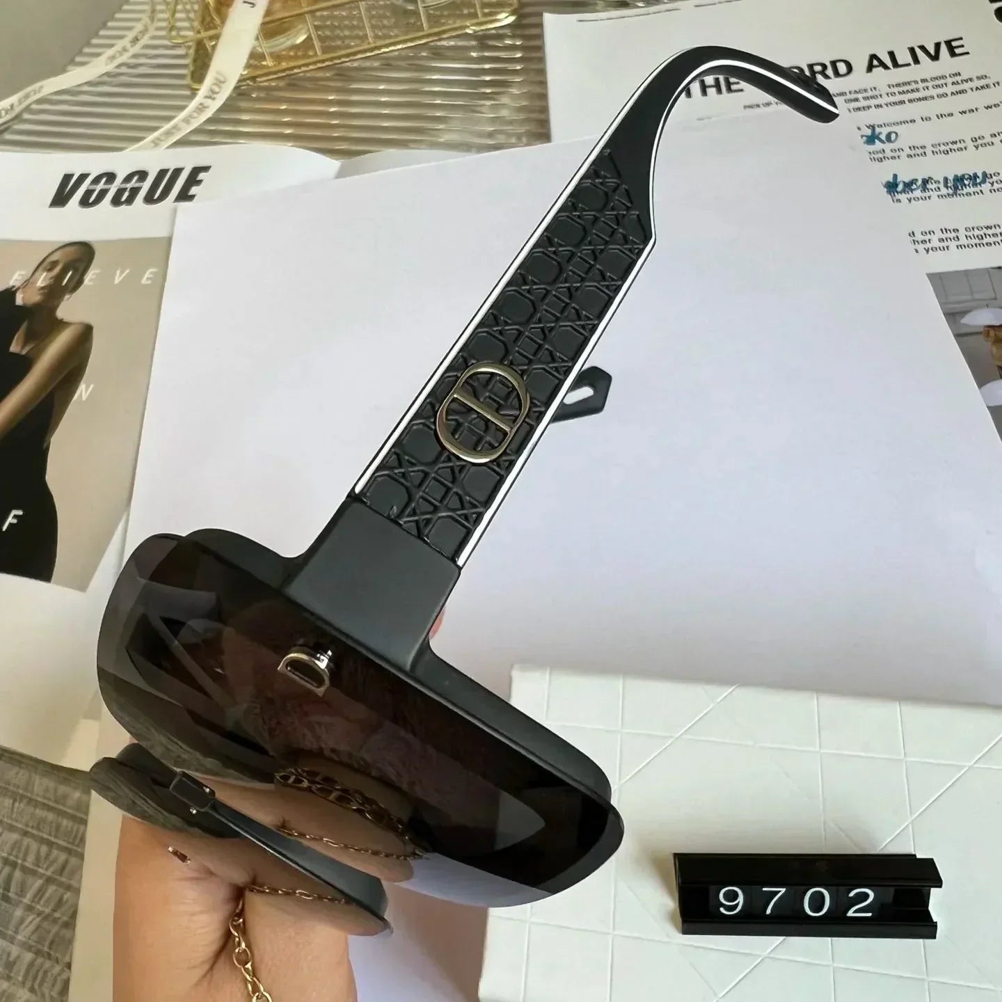 2025 Shining Square Sunglasses 9702