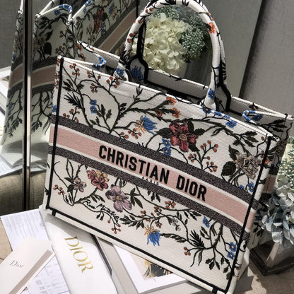 2025 Bag Book Tote Bag D2