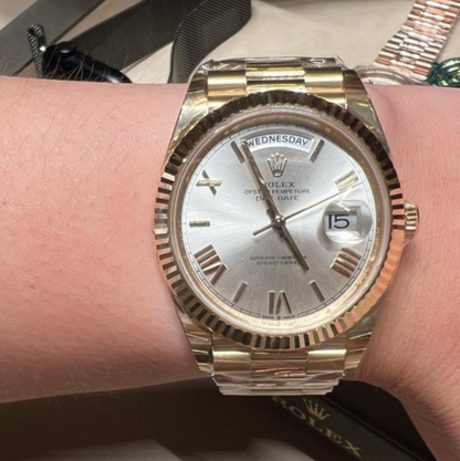 2025 Smartwatch Day-Date 128238 Gold model with white dial