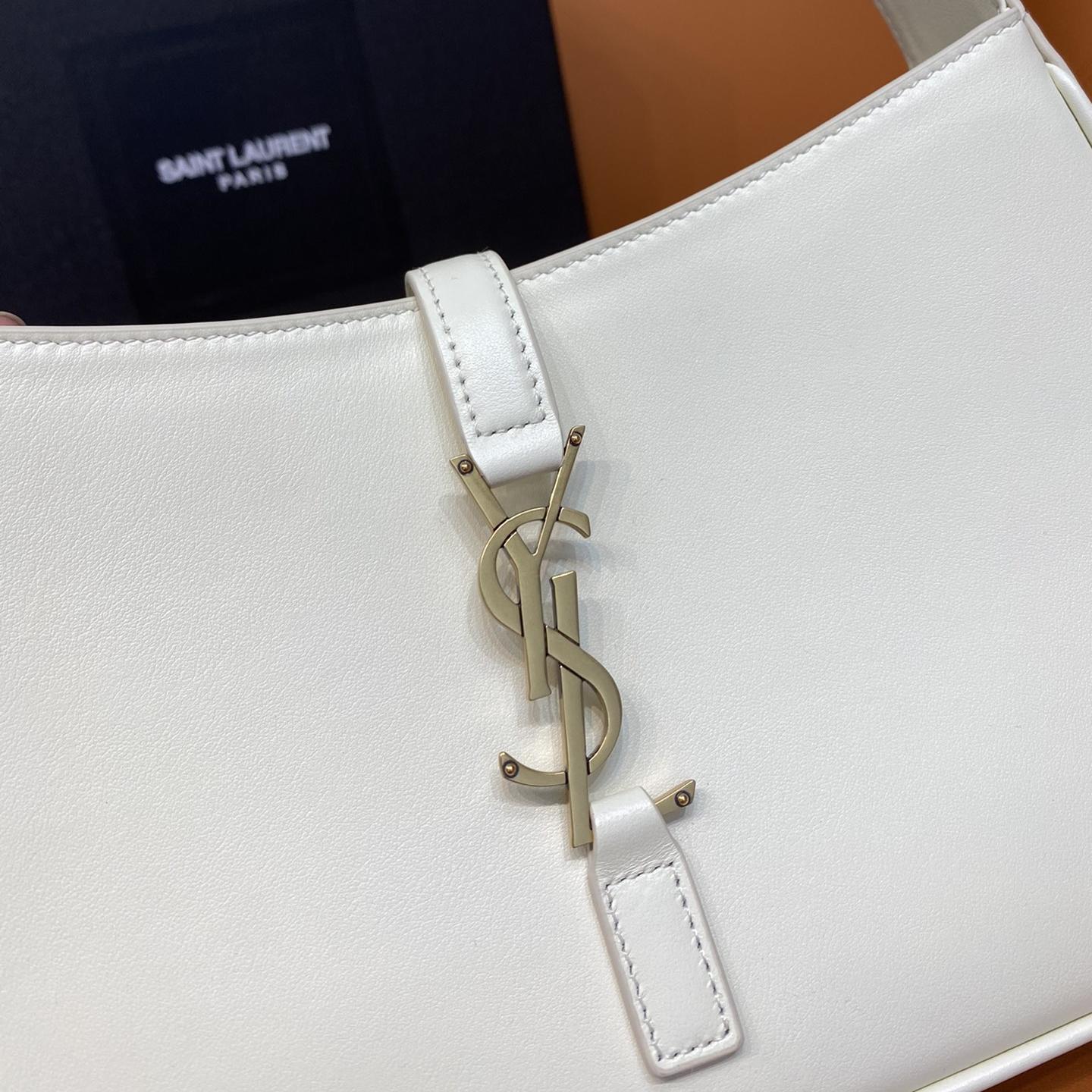 2025 Bag LE 5 À 7 Hobo Bag Y1