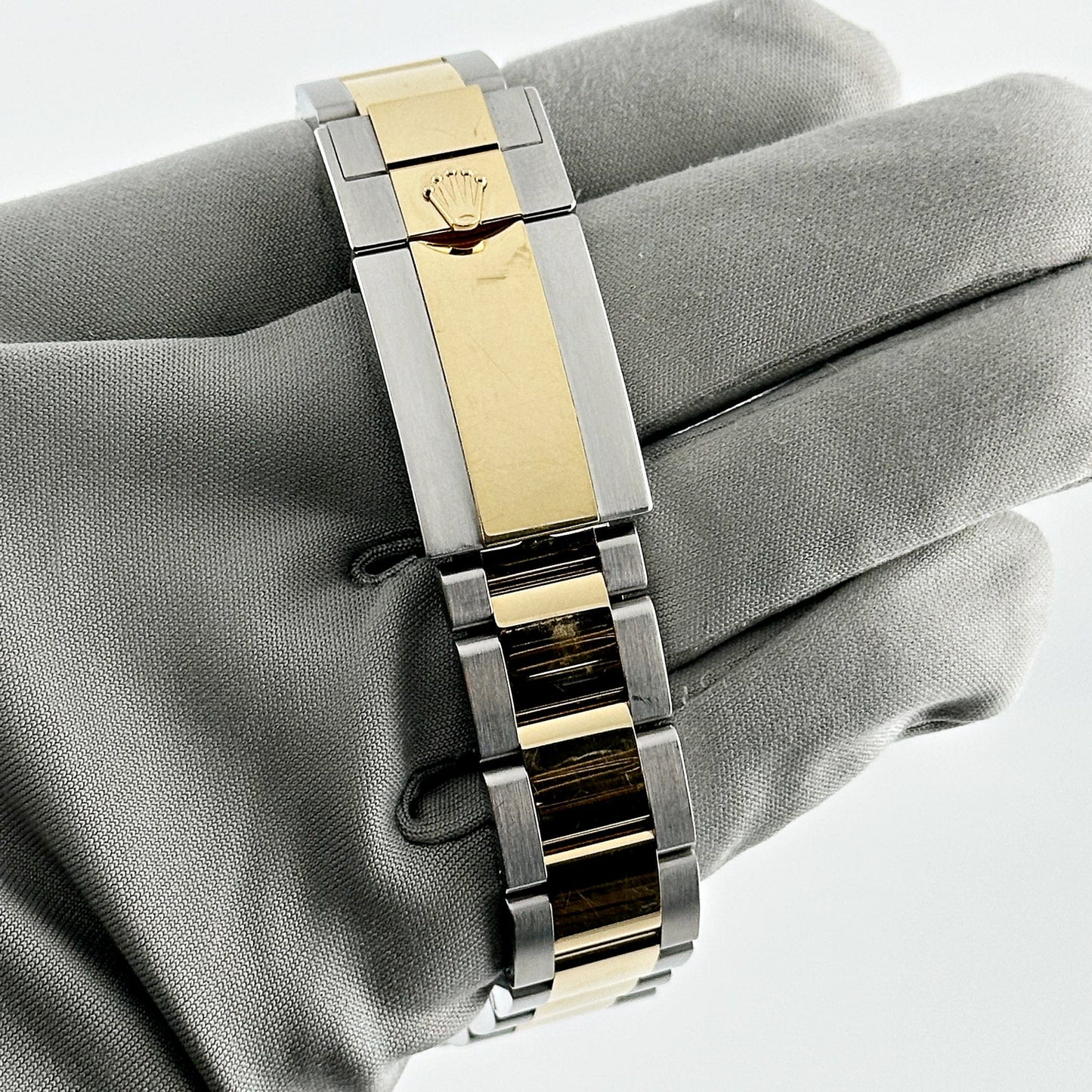 2025 Watch Daytona 116503 Yellow Gold Stainless Steel Black Diamond Dial (2022)