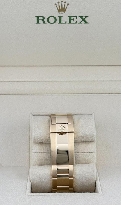 2025 Watch Daytona 116508 Yellow Gold Meteorite Dial