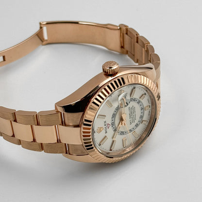 2025 Watch Sky-Dweller 326935 Rose Gold White Dial (2021)