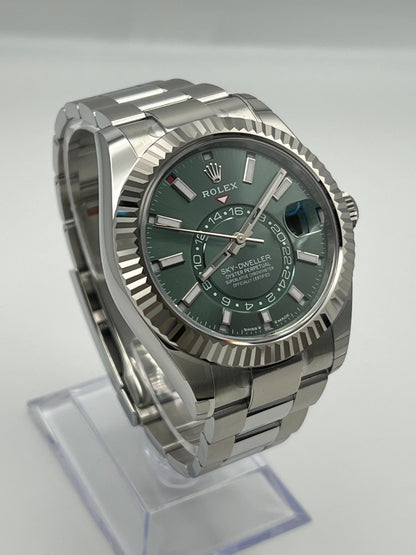 2025 Watch Sky-Dweller 336934 Stainless Steel Green Dial (2024)