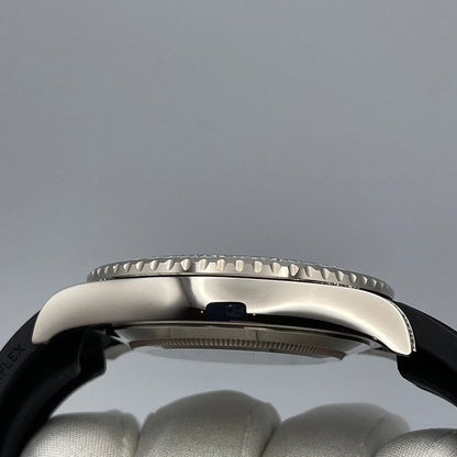 2025 Watch Yacht-Master 226679TBR White Gold Black Dial Diamond Bezel