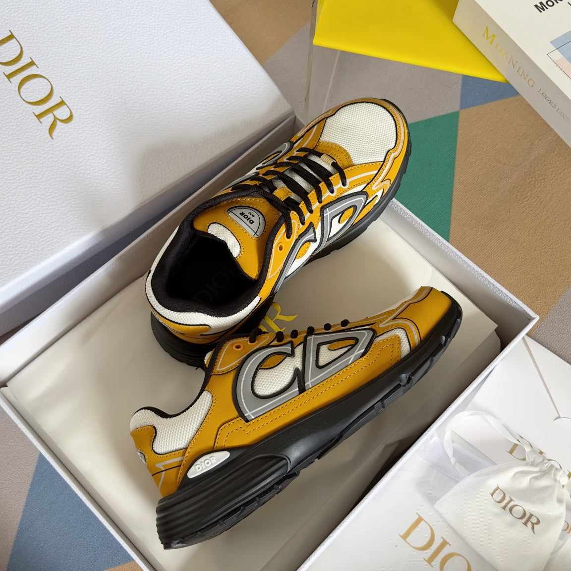 2025 1111 New color matching good quality shoes