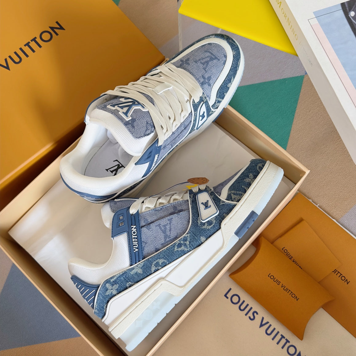 2025 250305 New color matching high quality board shoes