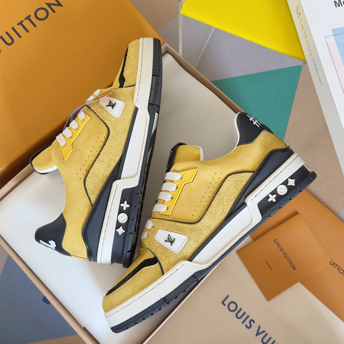 2025 250318 New high quality new color board shoes